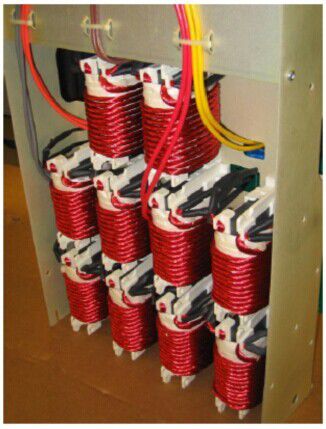 無變壓器UPS在提高性能同時縮尺寸、減重量